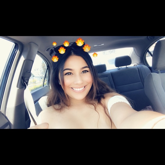 Meet your Posher, Leslie - Picture 1 of 1